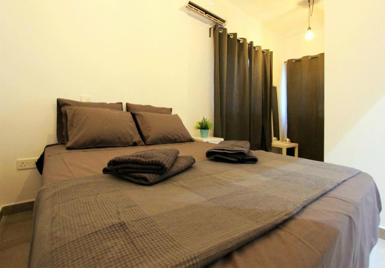 Papadavid Apartments بافوس المظهر الخارجي الصورة