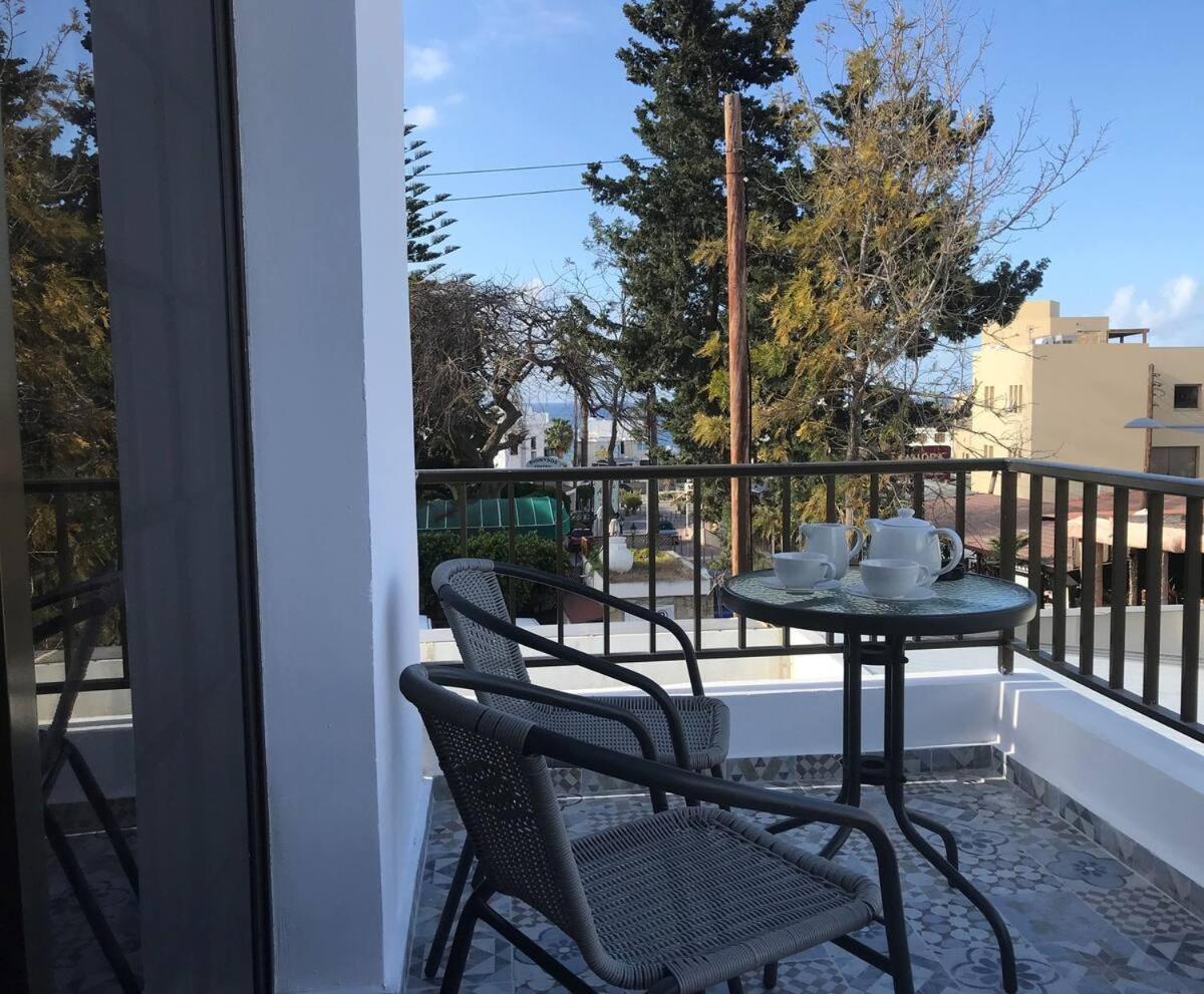 Papadavid Apartments بافوس المظهر الخارجي الصورة