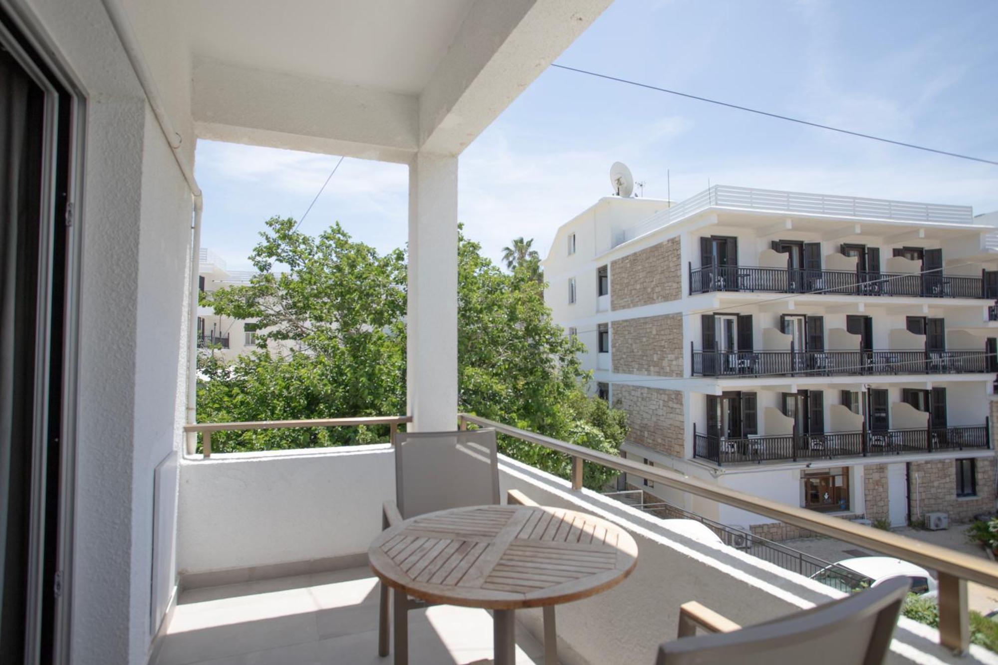 Papadavid Apartments بافوس المظهر الخارجي الصورة